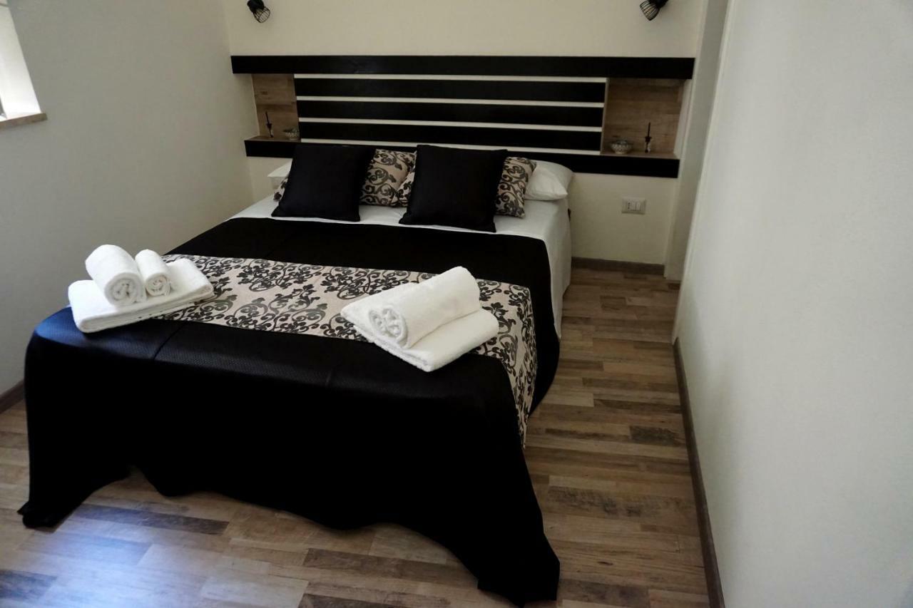 Bottai Apartment Syracuse Exterior photo